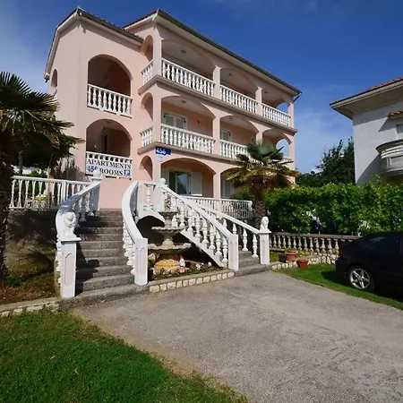 Penzion In With Balcony, Wifi 4620-96 *